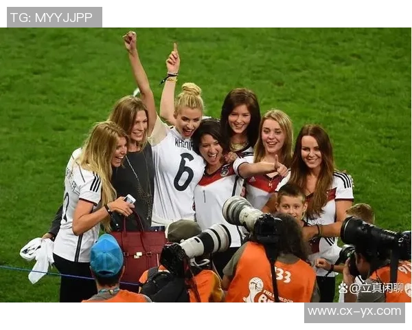 世界足球明星太太团的魅力与风采揭秘让我们走近这些背后的女人们