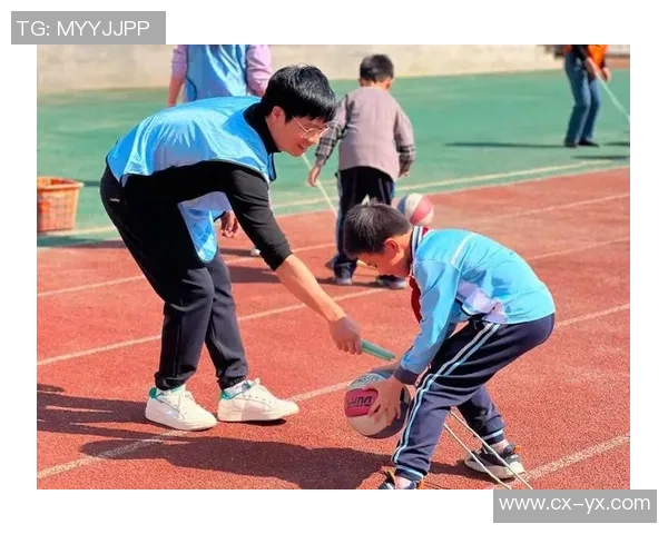 投射足球玩具带你体验趣味运动乐趣，亲子互动增进感情的最佳选择